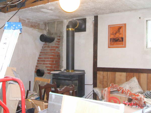 Ye Olde Leake Chimney (in corner)